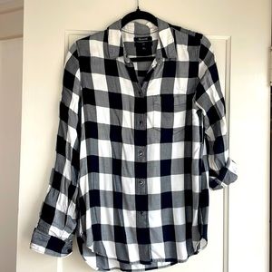Madewell Black and white plaid/ checkered button up